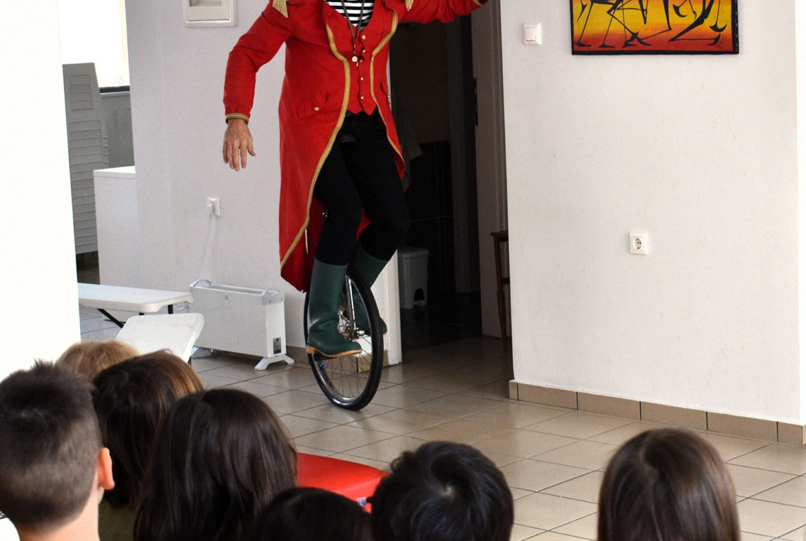 Circus Hub